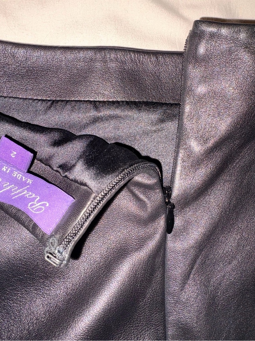 Ralph Lauren Purple Label Black Lambskin Leather Pencil Skirt | Size 2 | - Picture 5 of 8